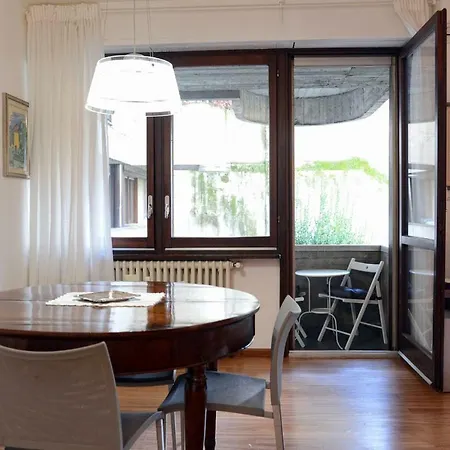 Via 5 Giornate 61 - Center & Free Parking By Rent All Apartment Como