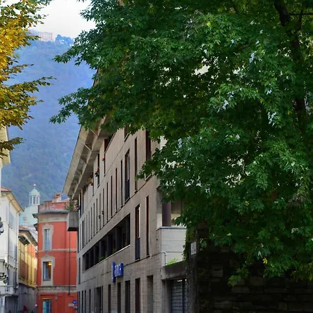 Apartment Via 5 Giornate 61 - Center & Free Parking By Rent All Como