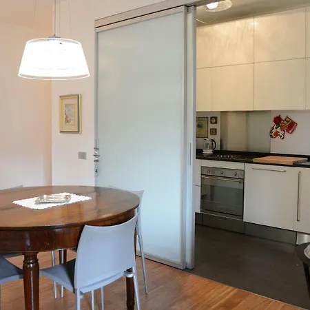 Apartment Via 5 Giornate 61 - Center & Free Parking By Rent All